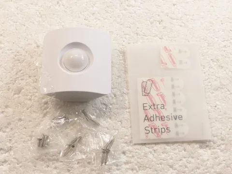 SimpliSafe MS3 Home Security System Motion Sensor White w/ Extra Strips & Screws