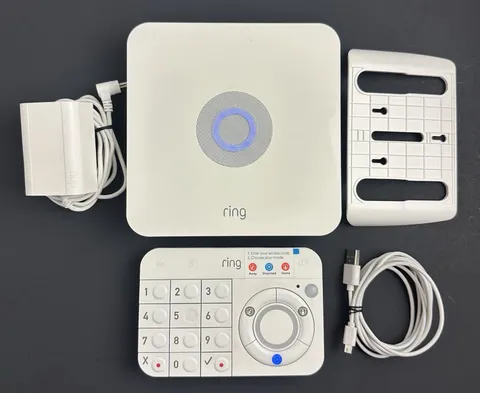 Ring Base Station US & Keypad ( Don’t Know Access Code )
