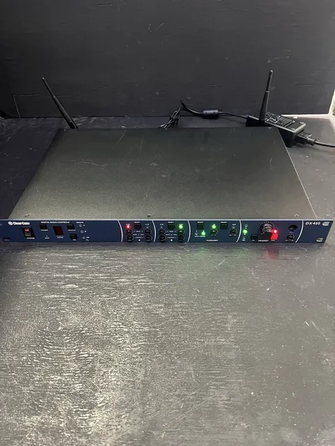 Clear-Com DX410 Digital Wireless Intercom