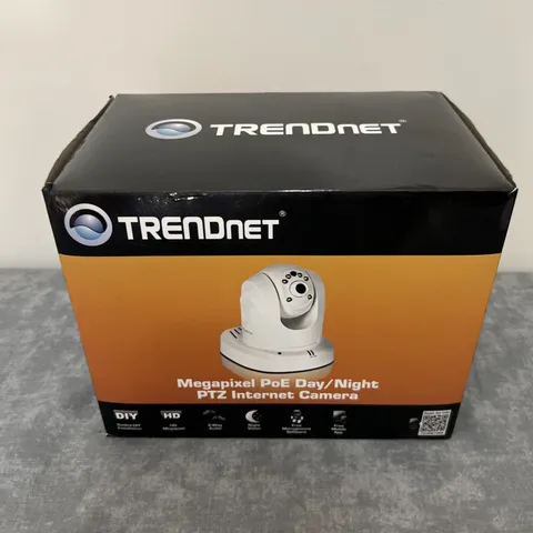 TRENDnet TV-IP672PI Megapixel HD PoE Day/Night PTZ IP Indoor Camera Open Box
