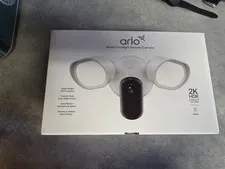 Arlo Wired Floodlight Camera 2K HDR Wi-Fi Integrated Siren Outdoor White