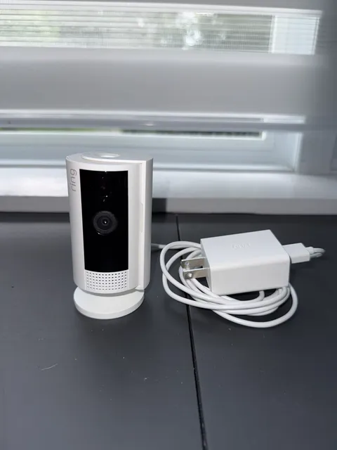 Ring Indoor Cam (2nd Gen) 1080p HD Video- Plug In - White
