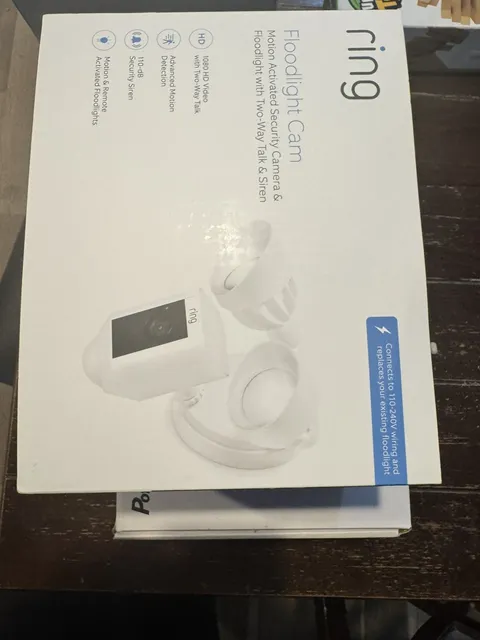 Ring Floodlight Cam Motion-Activated Outdoor Security Camera 1080p, Model 8SF1P7
