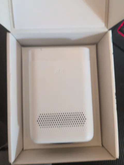 ADT Self Setup Smart Home Hub - White (S40LR1-01) New In Box NOS
