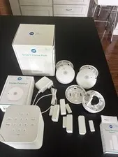 ADT Self Setup Smart Home Hub White (S40LR1-01) With Door and Smoke Sensors