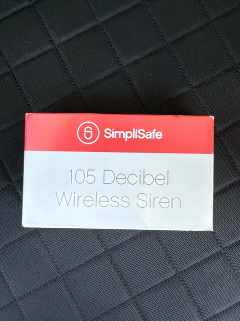SimpliSafe 105 Decibel Wireless Siren WS1000 - NEW