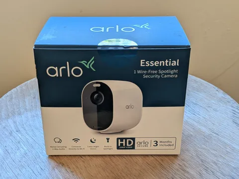 Arlo Essential Spotlight Camera Indoor Outdoor Security VMC2030 Battery Wireless
