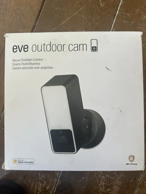 Eve Outdoor WiFi Cam Model 20ECA801 Apple HomeKit Secure Video Floodlight Camera