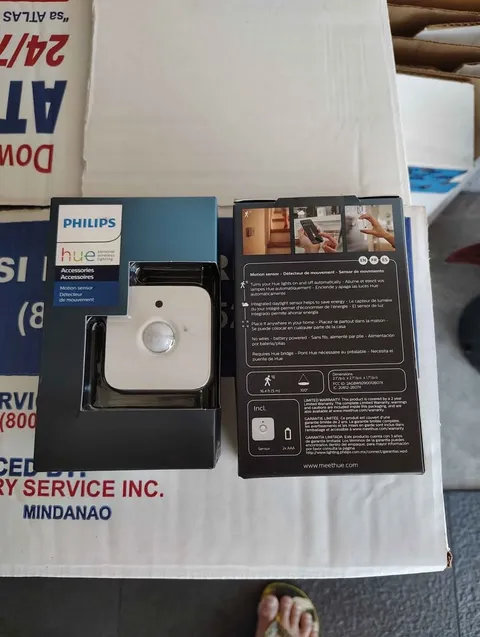 Philips Hue Smart Wireless Motion Sensor - White (473389) 2 Units For Sale
