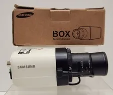 Samsung WISENET/HANWGA HD+ Security Cam W/ Fujinon Lense YV5x2.7R4B-SA2L 