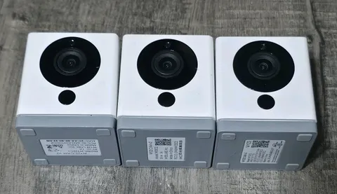 3 Pack Wyze Cam v2 WYZEC2 Video Security Camera