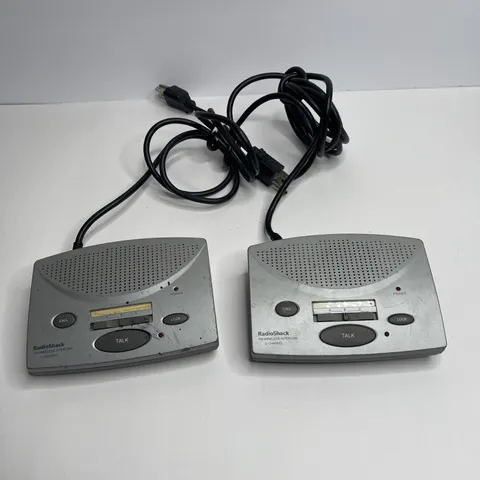 2 Radio Shack FM 3 Channel Wireless Intercom System Advance # 43-3105 Used Good