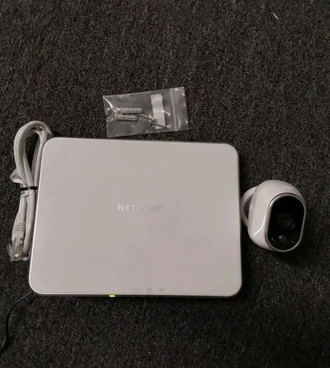 Arlo Wireless Outdoor Security Camera System VMS3130 100NAS BD