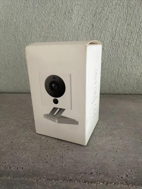 NEW SEALED WYZE CAM v2 WYZEC2 HD 1080P MOTION NIGHT VISION SECURITY CAMERA