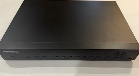 Honeywell HEN04123 Performance Series 4-Channel 4K PoE NVR 2TB - Used