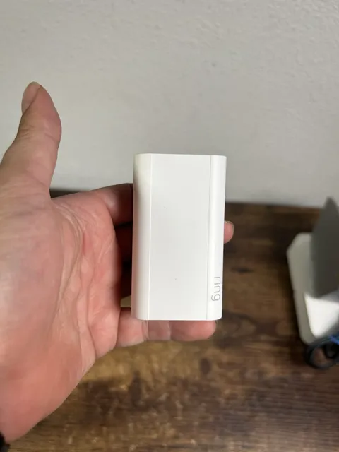 Ring Range Extender (1st Gen) Model 4AR1S70EN0 – Tested & Working