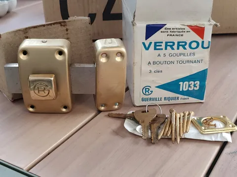 Old Security Lock Like New Lock With 3 Keys Guerville Riquier France.