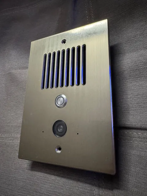 Control4 C4-DSC-EN-SN Door Station (Satin Nickel) - Great Condition