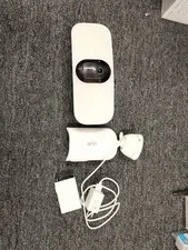Arlo FB1001-WHITE Pro 3 Floodlight Camera Wire-Free, 2K Video HDR G3