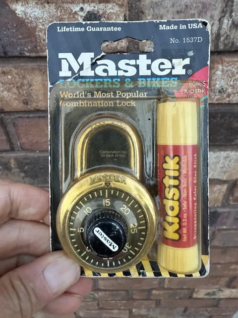 Vintage Master Lock No.1537D Combination Padlock USA - NOS With Kidstick