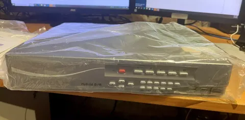 Mini 4CH Standalone Hybrid NVC703
