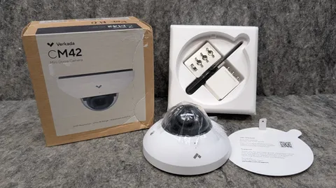 Verkada CM42  Indoor Mini Dome Camera CM42-256-HW  - White 🔥New/Unclaimed🔥