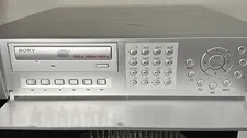 Sony security surveillance digital video recorder DVR Silver Model DVR-804FX