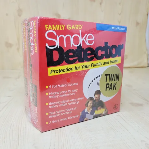 Family Gard Smoke Detector Alarm-Model FG888D Vintage 1992 NOS TWIN Pack
