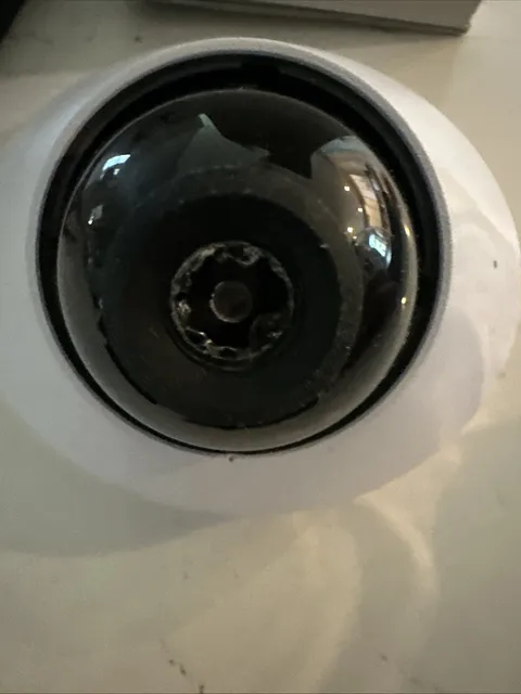 Ubiquiti UniFi G5 Dome Camera (UVC-G5-Dome) Cracked Screen