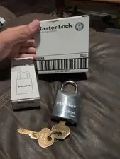5 Master Lock ProSeries 7030 Padlock New 7030ka 10g377 Key 