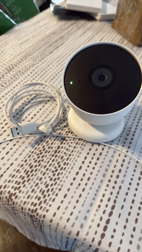 Google Nest Cam Outdoor Wired 2nd Gen 2K HDR Security Camera - Snow