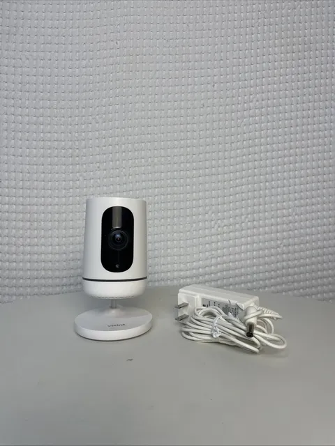 Vivint Ping Indoor 1080p Wi-Fi Security Camera V-CAM1 with Power Supply