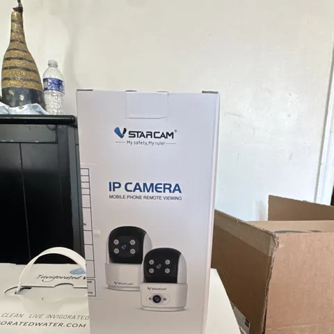 VStarcam C996 White Wi-Fi IP Camera Pan/Tilt HD Two-Way Audio Motion Detect