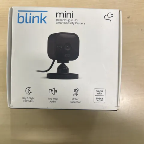 Blink Mini Indoor Plug-in HD Smart Security Camera WiFi Alexa Night Vision Black