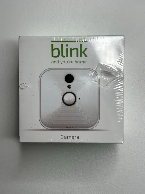 Blink HD Video Wireless Security Camera White - BCM00100U New Sealed