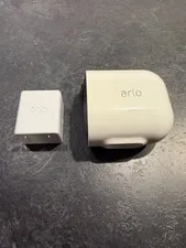 (A) Arlo Ultra VMC5040 4K UHD Wireless Security Camera with Battery No Base