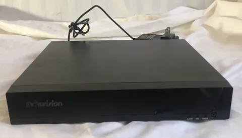 Evtevision 8 CH 1080N DVR A1708L-LM Network Video Recorder