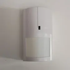 Z823 Wireless PIR Motion Detector Indoor Wall Mounted White ADT Compatible 12m
