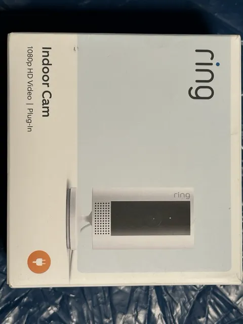 Ring Indoor Cam, Home or business security in 1080p HD video, Whit