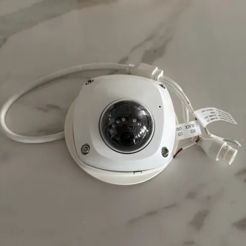 Luma 2MP IP Camera ￼LUM-300-DOM-IP-WH