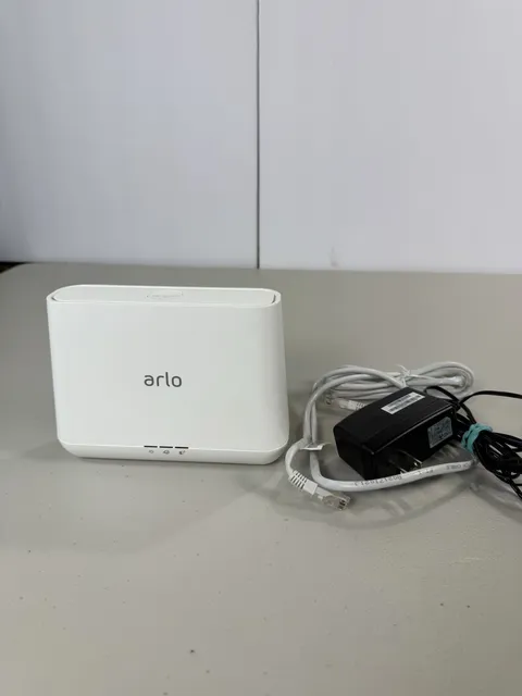 ARLO PRO BASE STATION VMB4000 - With Power Supply And Ethernet Cable 