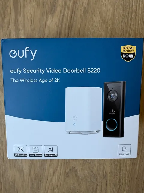 Eufy Security Video Doorbell S220 W/Chime 2k Battery powered Security Camera