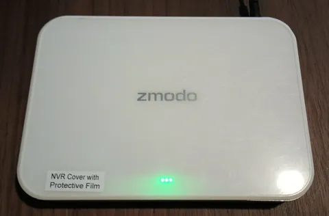 Zmodo  ZP-NL18  1080P HD NVR 500GB for Wireless Cameras Powers on but Untested