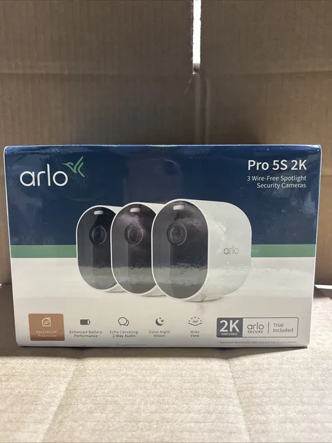 #Arlo Pro 5S Spotlight Wireless Security Camera 2K HDR Dual-Band Wi-Fi - 3 Pack