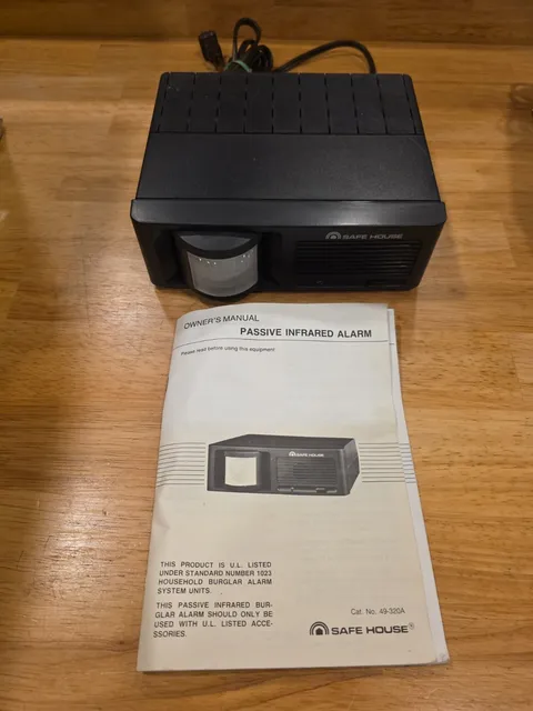 SAFE HOUSE 49-320A - Radio Shack Passive Infrared Home Burglar Alarm     RD