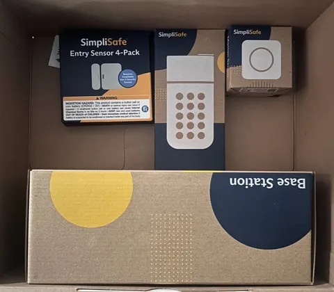 SimpliSafe Gen 3 Home Security System 7-Piece Kit - Base Keypad Sensors