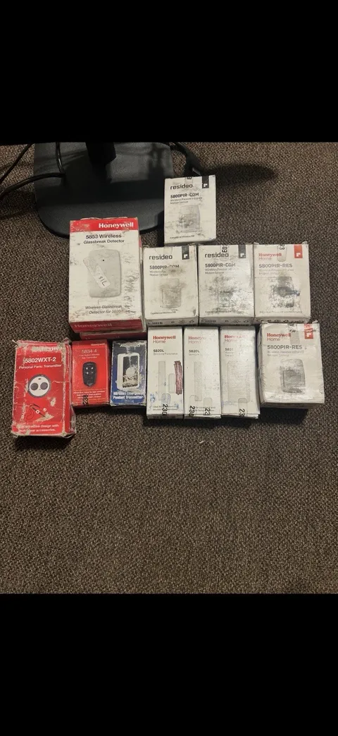 Honeywell 5800PIR-COM 5800 Series Wireless Motion Sensor Indoor White Pet Immune