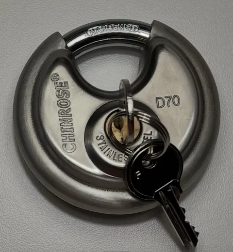 CHINROSE D70 Stainless Steel Disc Padlock w/2 keys - Round Lock Hardened