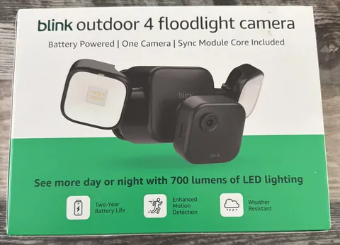 NEW Blink Outdoor 4 Floodlight Camera Wireless Smart Security Camera 700 Lumens