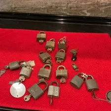 Yale Reese Corbin SLC keyed Padlocks w Keys Mixed Lot Reese Cylinder Silver/Gray